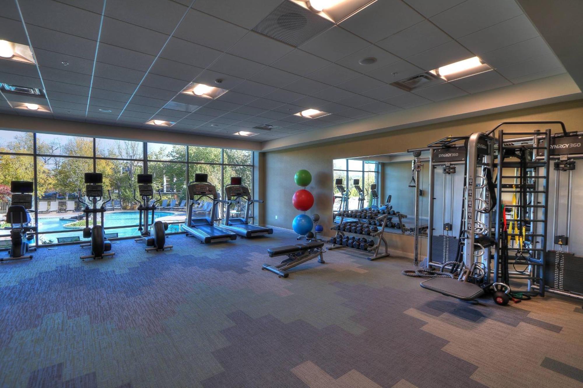 Courtyard By Marriott Pigeon Forge Hotel Bagian luar foto