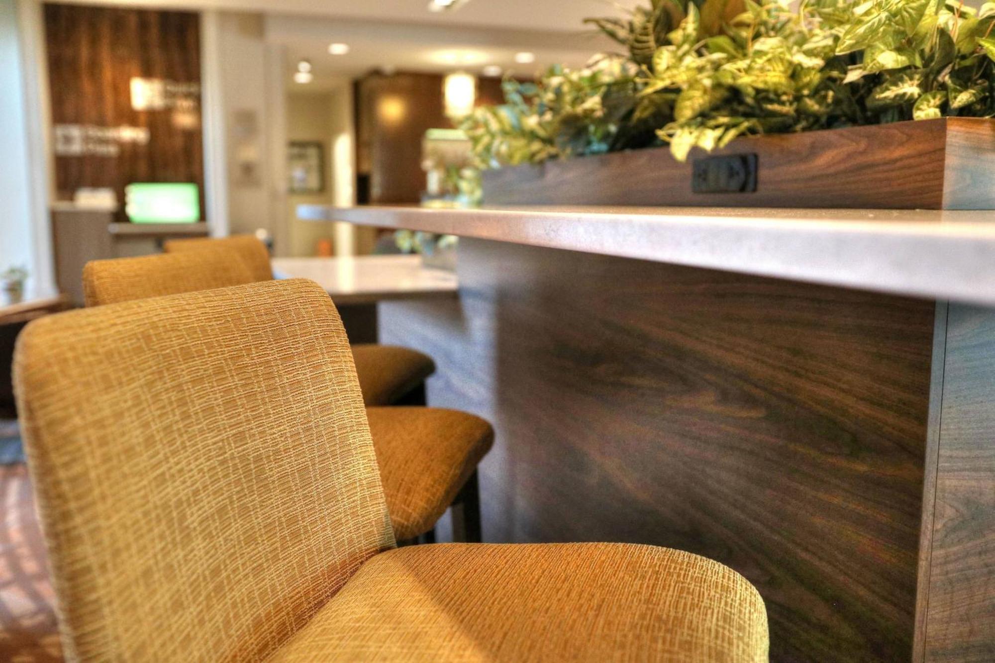 Courtyard By Marriott Pigeon Forge Hotel Bagian luar foto